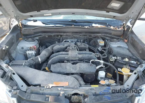 2016 Subaru Forester 2.5I Limited z USA, uszkodzony, nr VIN JF2SJAKC6GH521353